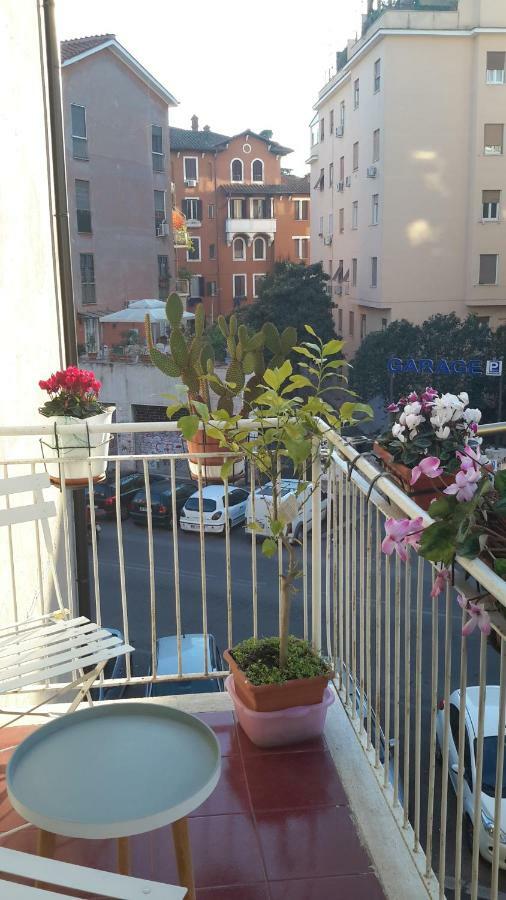 Alojamento de Acomodação e Pequeno-almoço Le Tre Sorelle Garbatella Roma